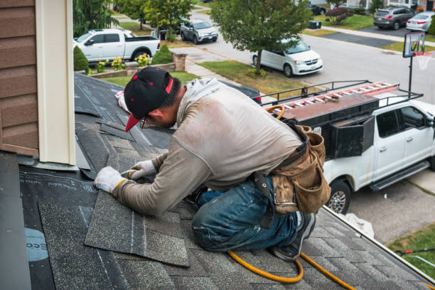 Professional Emergency Roof Repair technician working in Harris, MN